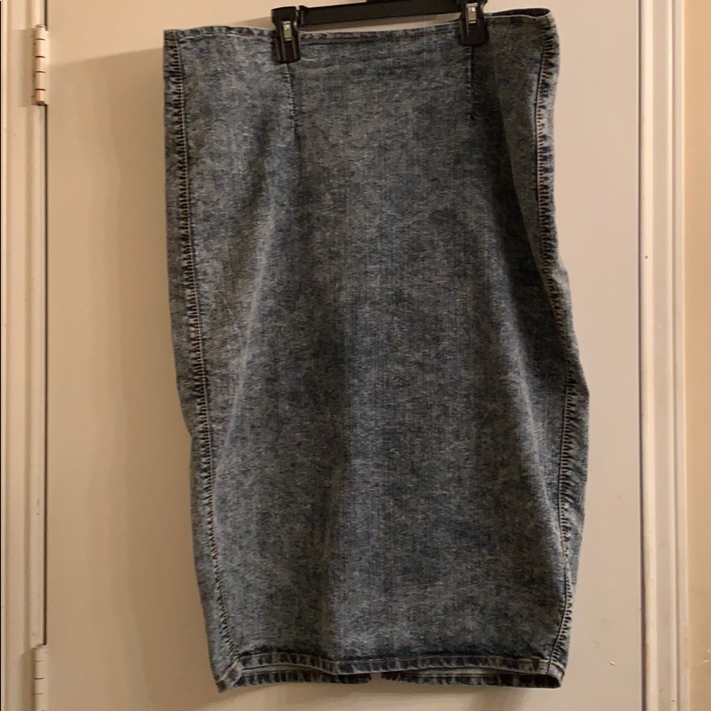 3/$18 Any Skirt